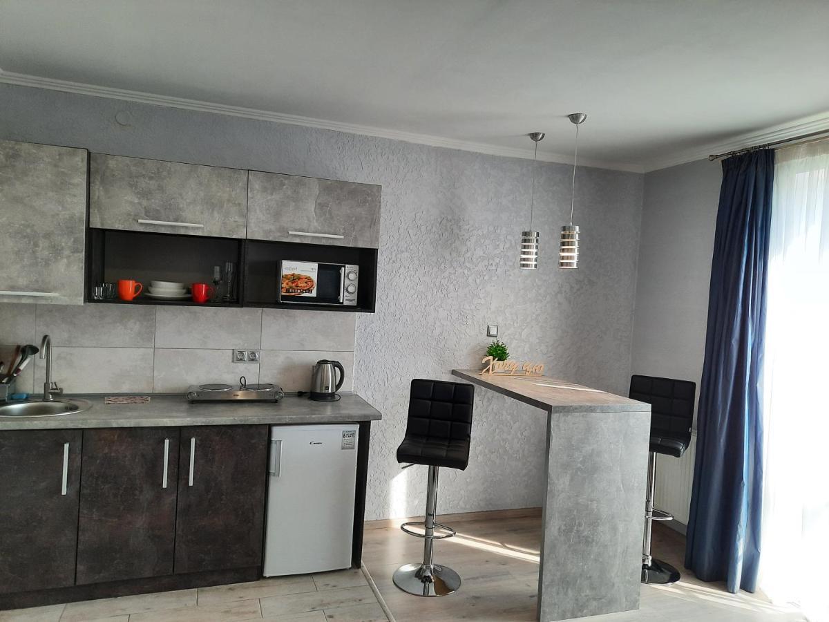 Нові Квартири Біля Вокзалу Іф "Хочу Цю" Apartamento Ivano-Frankivsk Exterior foto
