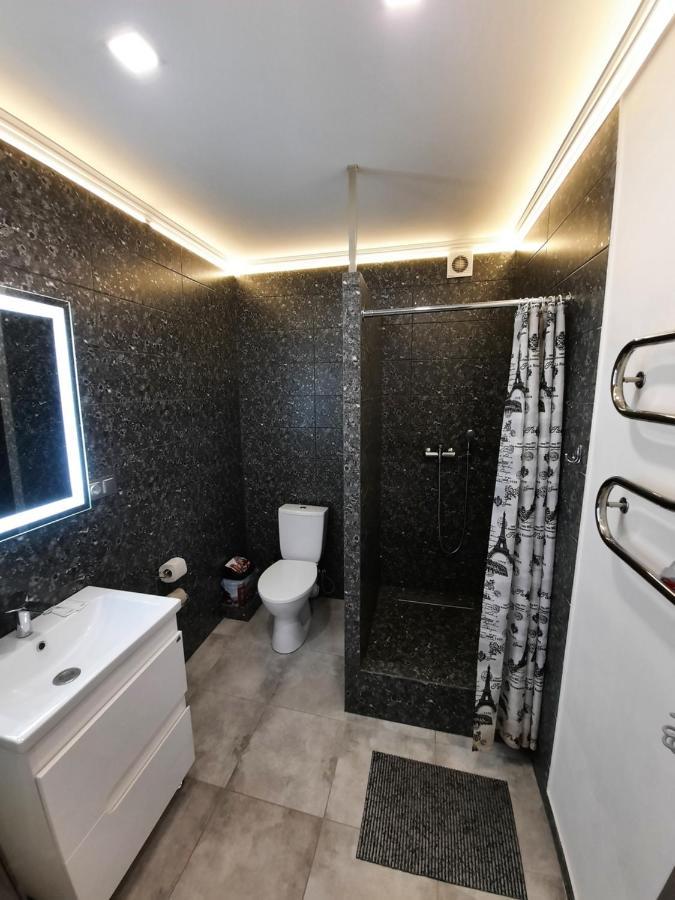 Нові Квартири Біля Вокзалу Іф "Хочу Цю" Apartamento Ivano-Frankivsk Exterior foto