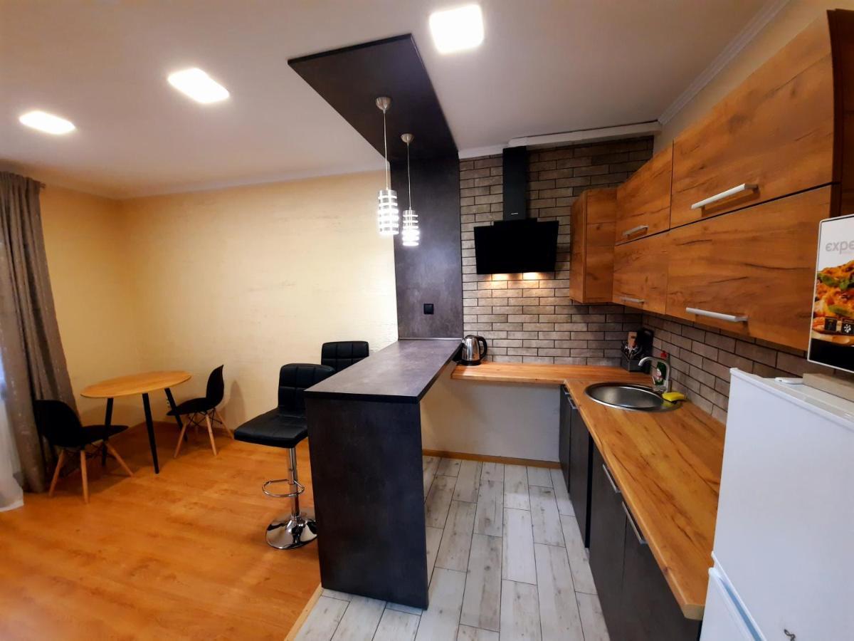 Нові Квартири Біля Вокзалу Іф "Хочу Цю" Apartamento Ivano-Frankivsk Exterior foto
